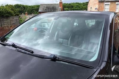 汽车前挡玻璃上的小黑点和黑边,到底是干嘛用的?